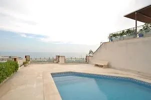 The Moonlight Sea View Hotel 3*